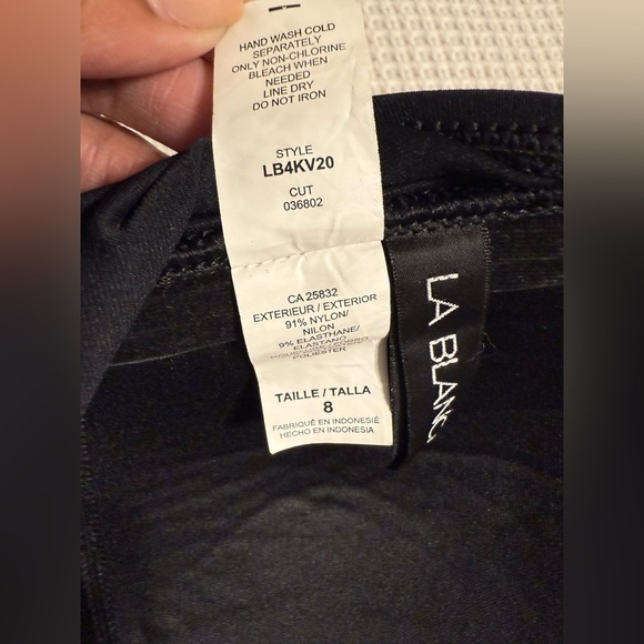 La Blanca Elegant Black Strapless Swimsuit - Picture 6 of 13